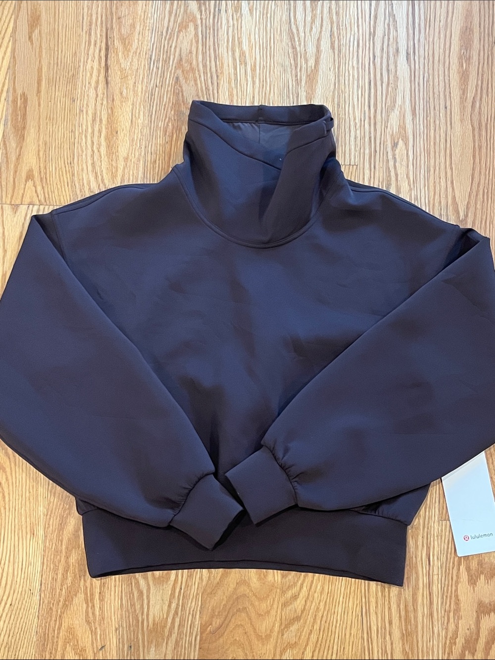 Lululemon Full Flourish Pullover in Expresso - Picture 9 of 11